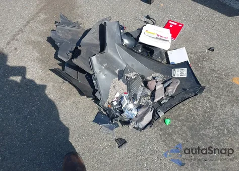 2022 Toyota Rav4 Le z USA, uszkodzony, nr VIN 2T3F1RFV9NC269164